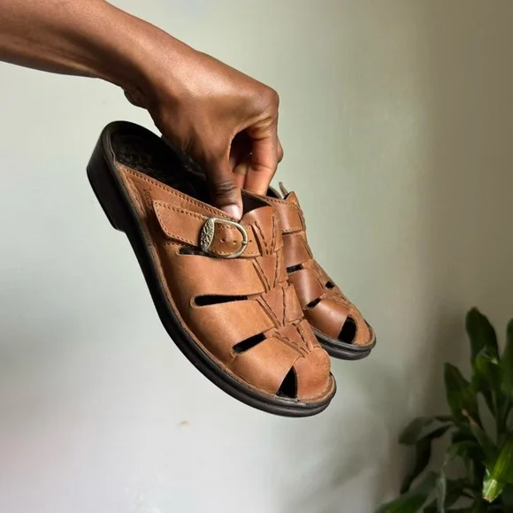 Tan Brown Leather Mule Clog Sandals 7 - Picture 1 of 8